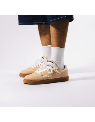 MOEA GEN9 corn suede beige