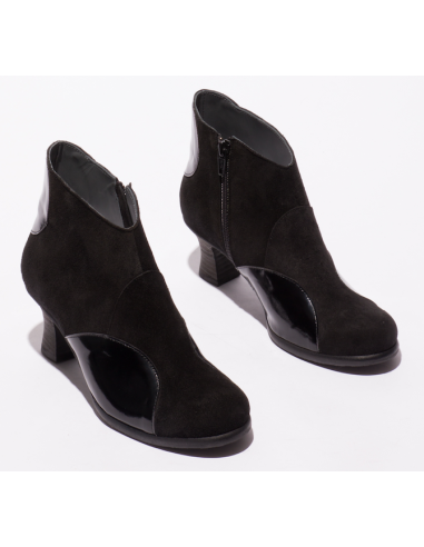 BLAIN black